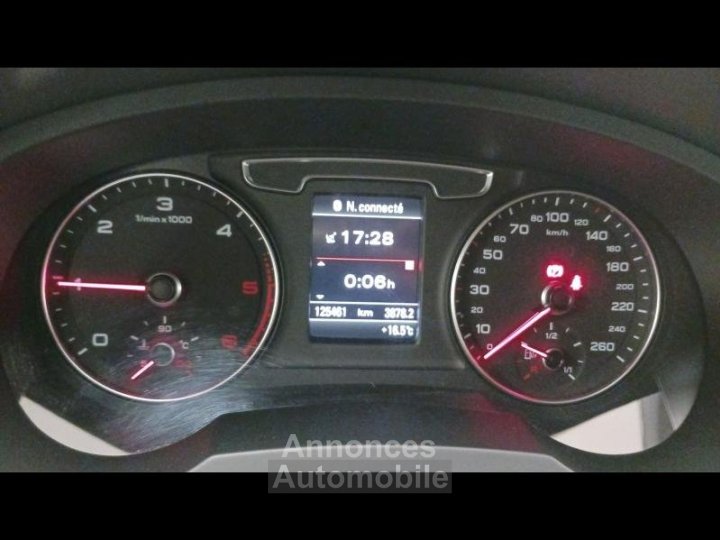 Audi Q3 20 TDI 120ch S line - 12