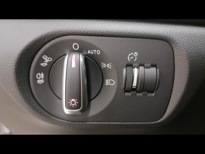 Audi Q3 20 TDI 120ch S line - 19