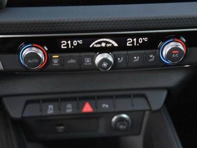 Audi A1 Sportback 30 TFSI S tronic Attraction - 32