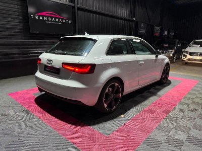 Audi A3 20 TDI 150 S Line S tronic 6 - 3