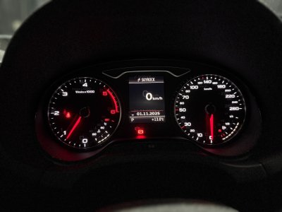 Audi A3 20 TDI 150 S Line S tronic 6 - 17