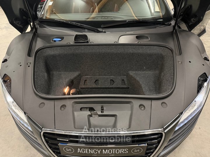 Audi R8 Quattro V8 - 14