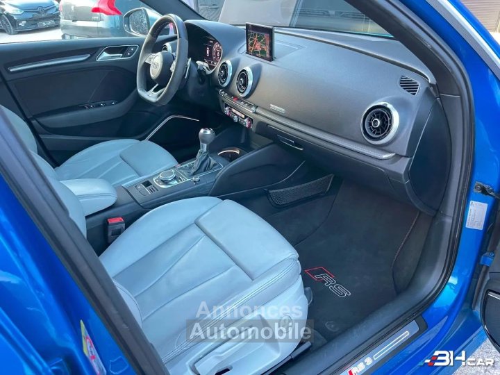 Audi RS3 SPORTBACK 25 TFSI 400 DAZA QUATTRO S TRONIC 7 - Toit ouvrant - B&O - Différentiel sport - 17