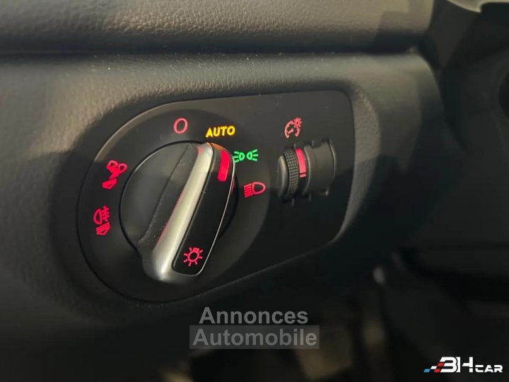 Audi Q3 20 TDI 150 S-LINE S-TRONIC BVA - 13