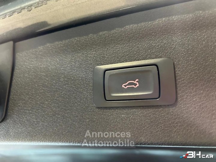 Audi Q3 20 TDI 150 S-LINE S-TRONIC BVA - 22