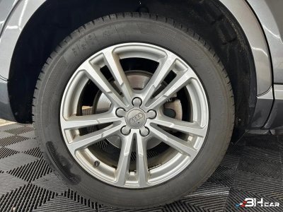 Audi Q3 20 TDI 150 S-LINE S-TRONIC BVA - 26