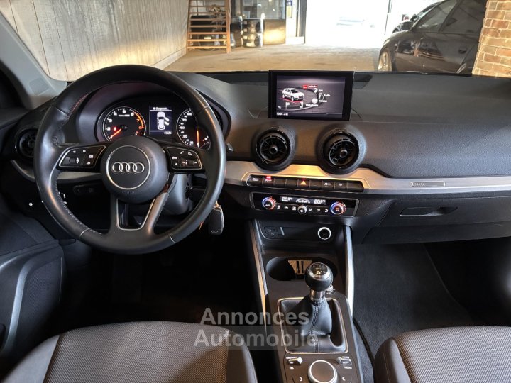 Audi Q2 10 TFSI 116 CV DESIGN - 6