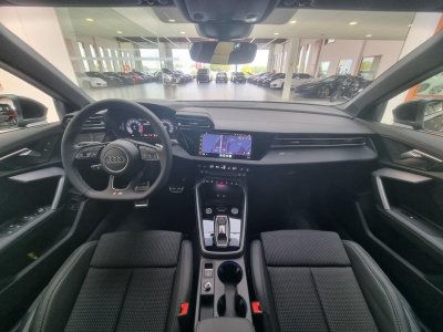 Audi A3 IV (2) SPORTBACK 15 35 TFSI MILD HYBRID 150 S LINE S TRONIC 7 - 9