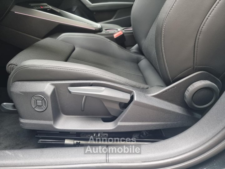 Audi A3 IV (2) SPORTBACK 15 35 TFSI MILD HYBRID 150 S LINE S TRONIC 7 - 15