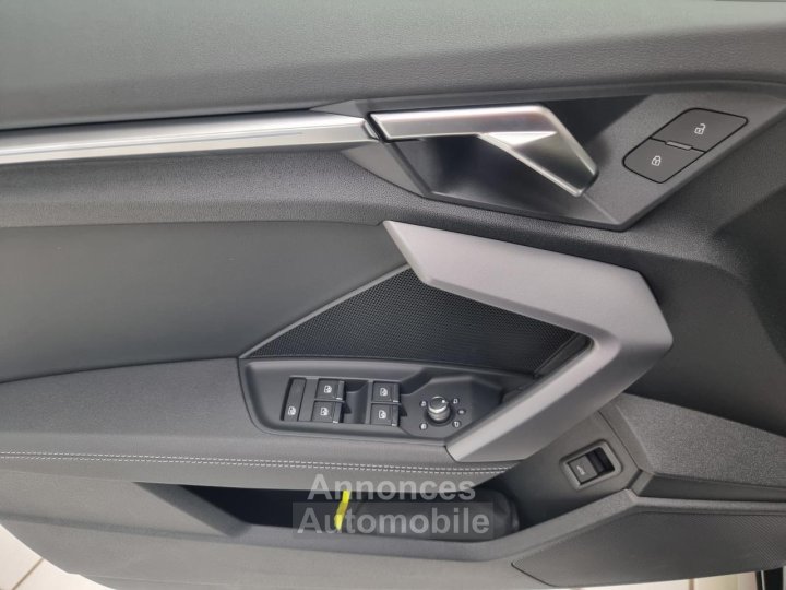 Audi A3 IV (2) SPORTBACK 15 35 TFSI MILD HYBRID 150 S LINE S TRONIC 7 - 16