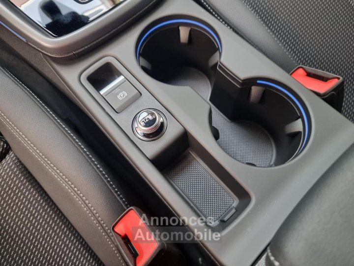 Audi A3 IV (2) SPORTBACK 15 35 TFSI MILD HYBRID 150 S LINE S TRONIC 7 - 17