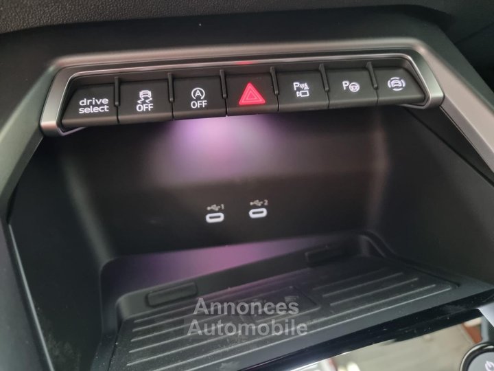 Audi A3 IV (2) SPORTBACK 15 35 TFSI MILD HYBRID 150 S LINE S TRONIC 7 - 19