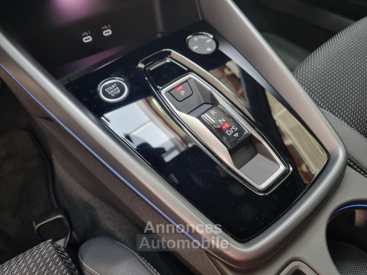 Audi A3 IV (2) SPORTBACK 15 35 TFSI MILD HYBRID 150 S LINE S TRONIC 7 - 20