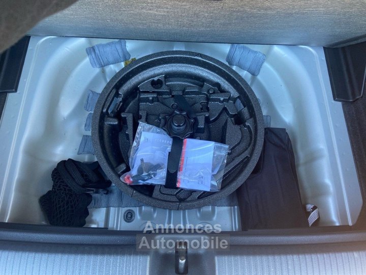 Audi Q2 30 TDI 116 S-TRONIC DESIGN Attelage Keyless - 17