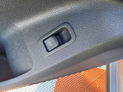 Audi Q2 30 TDI 116 S-TRONIC DESIGN Attelage Keyless   - 29