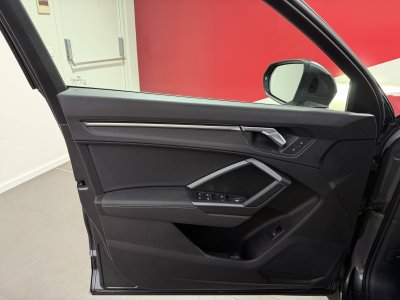 Audi Q3 35 TFSI 150 ch S line - 13