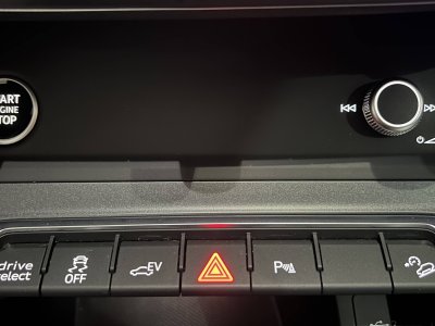 Audi Q3 45 TFSIe 245 ch S tronic 6 S line - 10