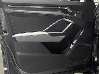 Audi Q3 45 TFSIe 245 ch S tronic 6 S line - 22