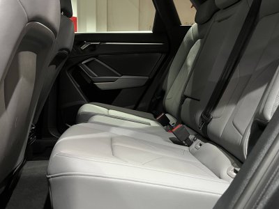 Audi Q3 45 TFSIe 245 ch S tronic 6 S line - 23