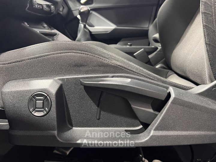 Audi Q3 35 TFSI 150 ch Advanced - 17
