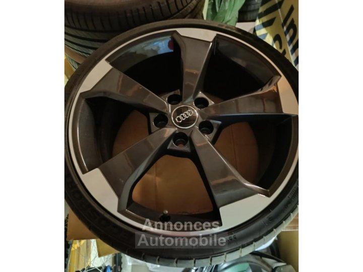 Audi RS3 SPORTBACK Quattro 25 tfsi 400cv non import&eacute;e Ph2 - 19