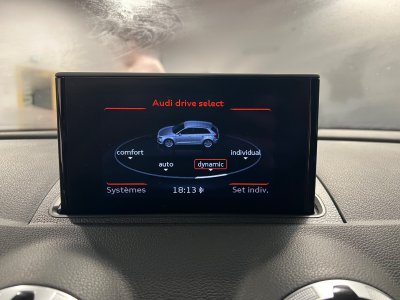 Audi RS3 SPORTBACK 25 TFSI 367 ch Quattro S tronic 7   - 25