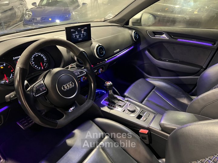 Audi RS3 SPORTBACK 25 TFSI 367 ch Quattro S tronic 7 - 36