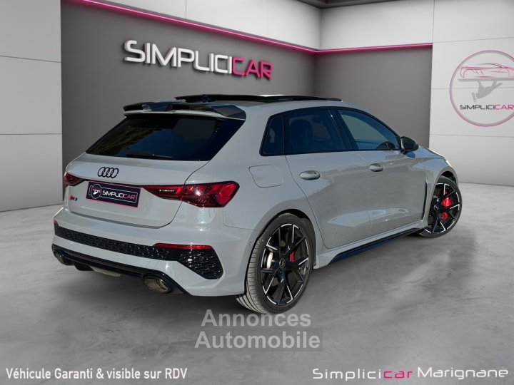 Audi RS3 SPORTBACK 25 TFSI 400 S tronic 7 Quattro IMMAT FR GRIS NARDO FREINS CERAMIQUE TOIT OUVRANT BANGOLUFSEN BECQUET CARBONE GARANTIE 12 MOIS - 4