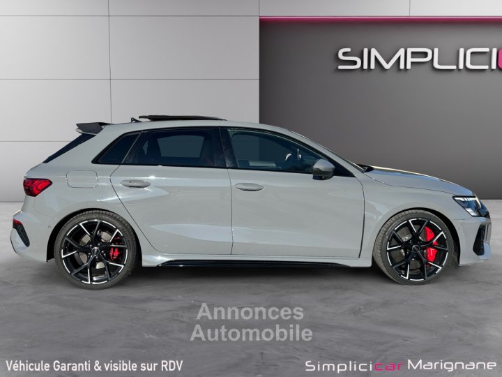Audi RS3 SPORTBACK 25 TFSI 400 S tronic 7 Quattro IMMAT FR GRIS NARDO FREINS CERAMIQUE TOIT OUVRANT BANGOLUFSEN BECQUET CARBONE GARANTIE 12 MOIS - 9