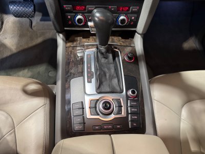 Audi Q7 30 V6 TDI DPF Quattro S Line Avus Tiptronic   - 35