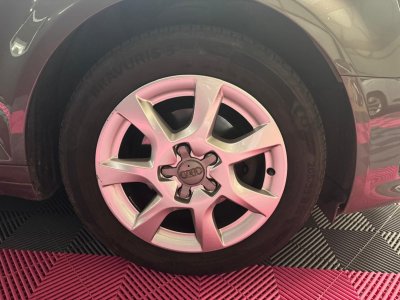 Audi A3 CABRIOLET 12 TFSI 105 Ambition / Carnet entretien / Toutes factures - 9