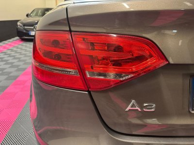 Audi A3 CABRIOLET 12 TFSI 105 Ambition / Carnet entretien / Toutes factures - 10