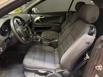 Audi A3 CABRIOLET 12 TFSI 105 Ambition / Carnet entretien / Toutes factures - 13