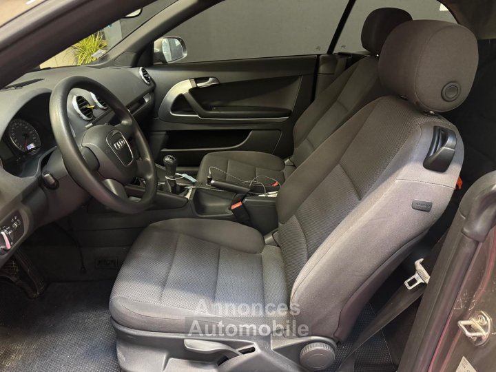 Audi A3 CABRIOLET 12 TFSI 105 Ambition / Carnet entretien / Toutes factures - 13