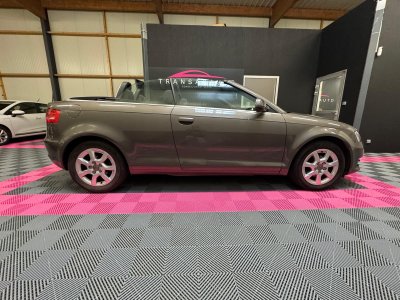 Audi A3 CABRIOLET 12 TFSI 105 Ambition / Carnet entretien / Toutes factures - 18