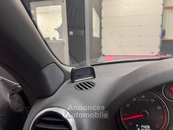 Audi A3 CABRIOLET 12 TFSI 105 Ambition / Carnet entretien / Toutes factures - 25