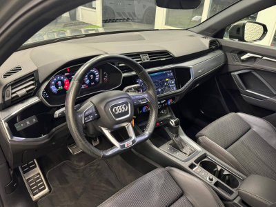 Audi Q3 35 TFSI 150ch Business line 126g - 12