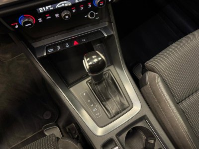 Audi Q3 35 TFSI 150ch Business line 126g - 22