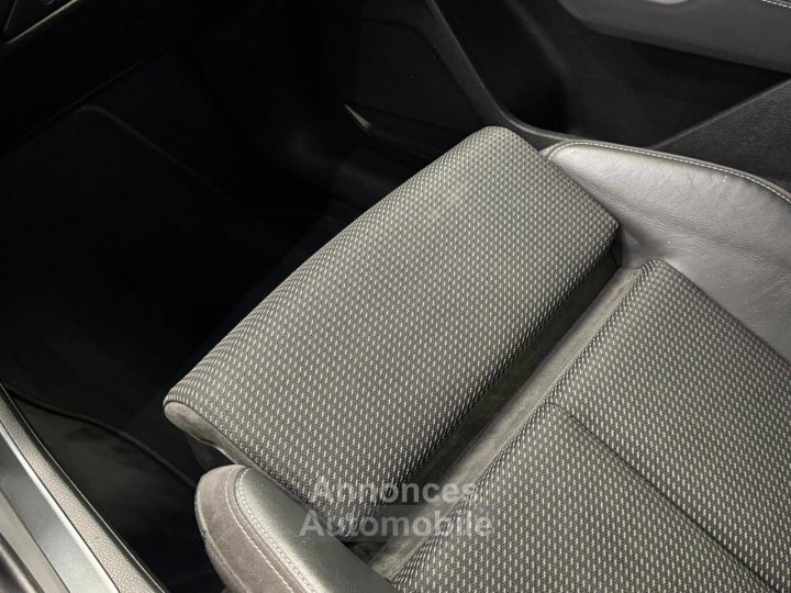 Audi Q3 35 TFSI 150ch Business line 126g - 25