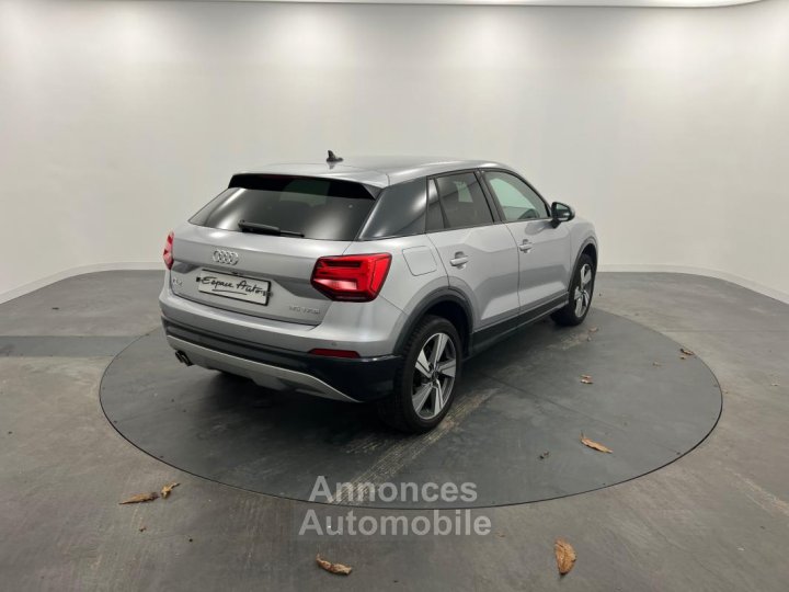 Audi Q2 35 TFSI COD 150 S tronic 7 Design Luxe - 5