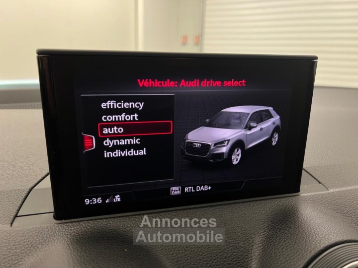 Audi Q2 35 TFSI COD 150 S tronic 7 Design Luxe - 18
