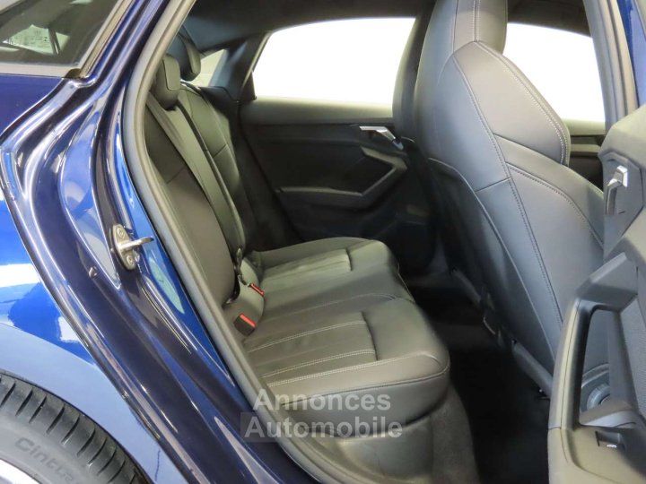 Audi A3 35TFSi Sedan SLine STronic LED-CUIR-NAVI-CAMERA - 6