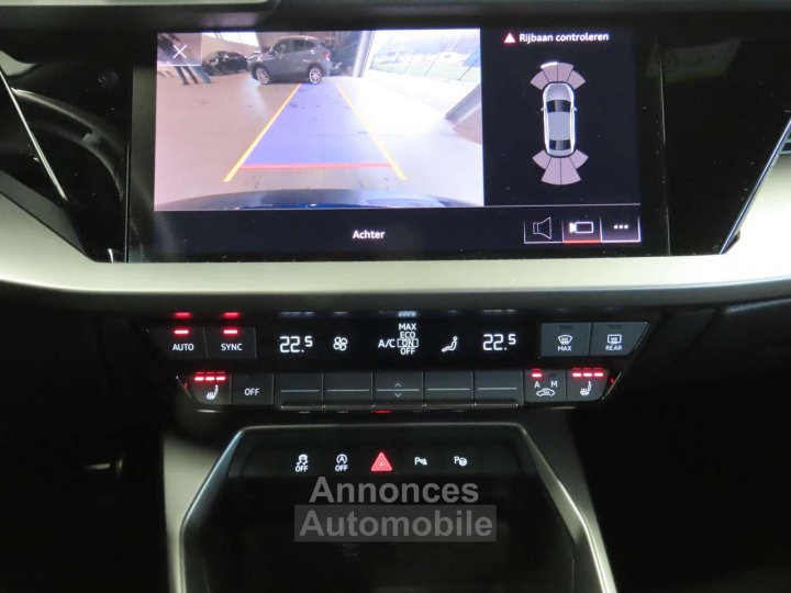 Audi A3 35TFSi Sedan SLine STronic LED-CUIR-NAVI-CAMERA - 13