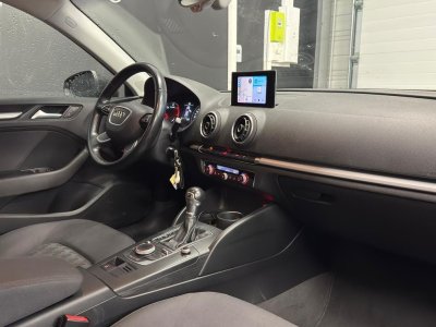 Audi A3 16 TDI 110ch Ambition Luxe S tronic 7 ORIGINE FRANCE DISTRIBUTION À JOUR RÉVISION - 13