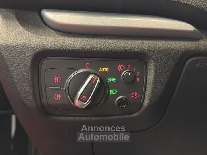 Audi A3 16 TDI 110ch Ambition Luxe S tronic 7 ORIGINE FRANCE DISTRIBUTION À JOUR RÉVISION - 17