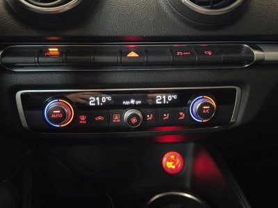 Audi A3 16 TDI 110ch Ambition Luxe S tronic 7 ORIGINE FRANCE DISTRIBUTION À JOUR RÉVISION - 25