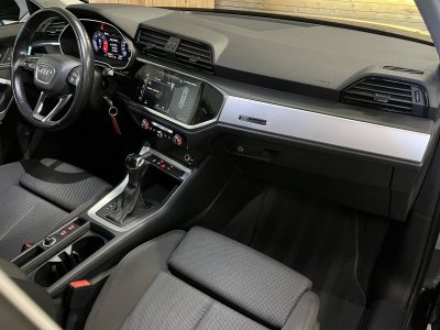 Audi Q3 35 TDI 150ch S line S tronic 7 120g - 9