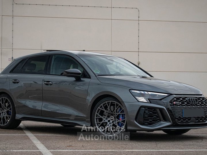 Audi RS3 SportBack Performance Edition 1 of 300 - Malus pay&eacute; - Carte grise fran&ccedil;aise - TVA apparente - 998 &euro;/mois - Toit pano, audio B&O - 2