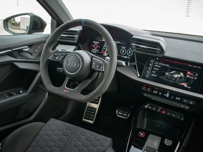 Audi RS3 SportBack Performance Edition 1 of 300 - Malus pay&eacute; - Carte grise fran&ccedil;aise - TVA apparente - 998 &euro;/mois - Toit pano, audio B&O   - 17