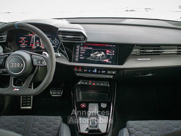 Audi RS3 SportBack Performance Edition 1 of 300 - Malus pay&eacute; - Carte grise fran&ccedil;aise - TVA apparente - 998 &euro;/mois - Toit pano, audio B&O - 16